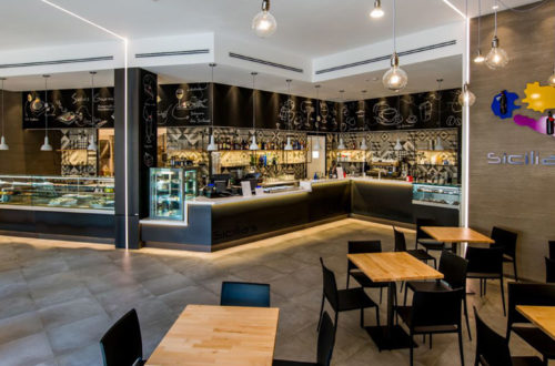 Sicilia's bar Outlet Village Agira