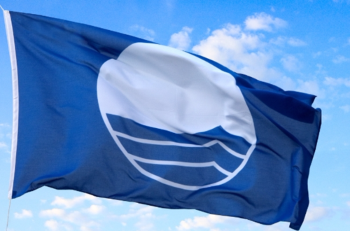 Nuova bandiera blu in Sicilia, premiato il lungomare di Santa Teresa di Riva